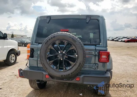 2025 Jeep Wrangler Sahara 4Xe из США, поврежденный, VIN 1C4RJXP69SW600491